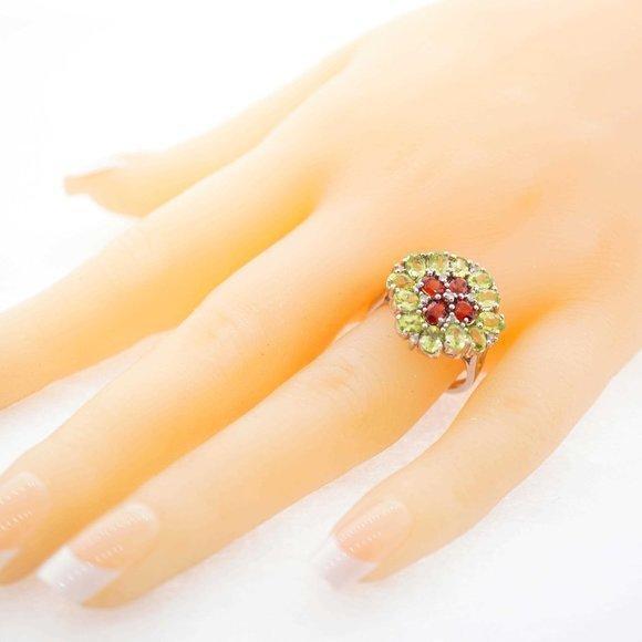 14k Yellow Gold Estate Sale Peridot Diamond Ring Size 7.25 Green Vintage Style